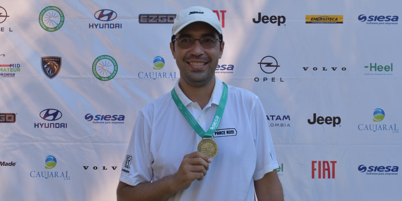 CarlosArenasCampeonVParadaMidAmateur2021.jpg